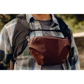 Puzdro Peak Design Outdoor Sling 2L vínovej

 obrázok produktu 6 z 9