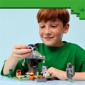 Stavebnica LEGO® Minecraft®  21586 Bledá zahrada 

 obrázok produktu 4 z 9
