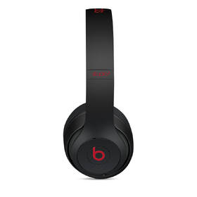 Slúchadlá Beats Studio3 Wireless čierna/červená

 obrázok produktu 1 z 6