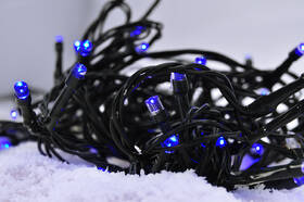 Vianočné osvetlenie Solight 20 LED, 2m, řetěz, 3xAA, modré světlo, zelený kabel 

 obrázok produktu 1 z 3
