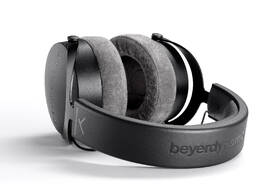 Slúchadlá Beyerdynamic DT 700 PRO X čierna

 obrázok produktu 4 z 5