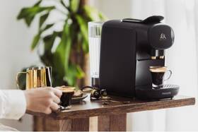 Kapsulový kávovar L’OR LM9012 čierny

 obrázok produktu 6 z 6