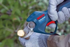 Nožnice na konáre Bosch Professional Pro Pruner (bez batérie) 

 obrázok produktu 2 z 3
