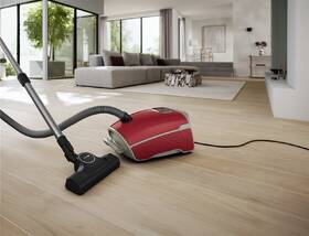 Podlahový vysávač Miele Red Pulse Rubínově červená Velvet 

 obrázok produktu 4 z 9