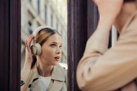 Slúchadlá Beyerdynamic AVENTHO 100 krémová

 obrázok produktu 6 z 6