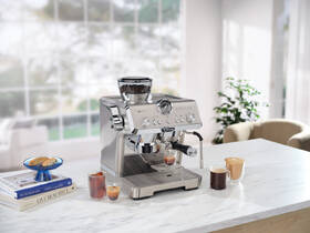 Pákový kávovar De'Longhi EC 9555.M nerez

 obrázok produktu 13 z 13
