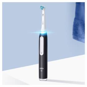 Zubná kefka Oral-B iO3 Black & Blue 

 obrázok produktu 2 z 11