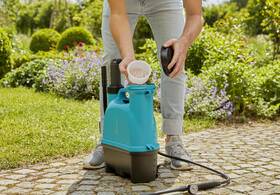 Postrekovač Gardena 11140-20 

 obrázok produktu 1 z 4