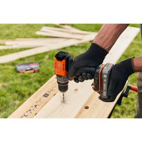 Aku vŕtačka Black-Decker BCD382D1XC-QW (s batériou) 

 obrázok produktu 4 z 4