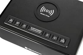 Rádiobudík Roadstar CLR-700 Qi čierny

 obrázok produktu 2 z 4