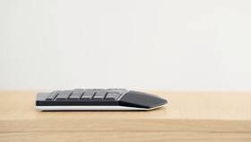 Klávesnica s myšou Logitech Wireless Combo MK850 Performance,  CZ/SK čierna

 obrázok produktu 4 z 14