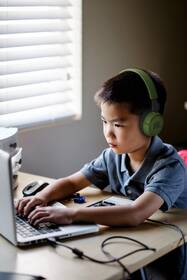 Slúchadlá JBL JR 310BT zelená

 obrázok produktu 8 z 8