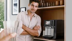 Automatický kávovar Siemens TQ723E03 čierny/nerez

 obrázok produktu 6 z 25