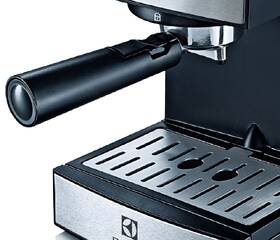 Espresso Electrolux EEA111 čierne/nerez

 obrázok produktu 5 z 5