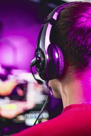 Headset Speed Link LEGATOS Gaming for PC/PS5/PS4/Xbox Series X/S/Switch/OLED/Lite čierny

 obrázok produktu 4 z 5