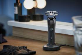 Holiaci strojček Philips S7886/35 čierny

 obrázok produktu 2 z 23