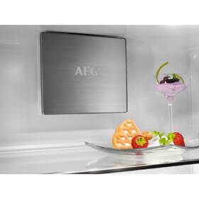 Chladnička s mrazničkou AEG NSC7P751DS 

 obrázok produktu 7 z 12