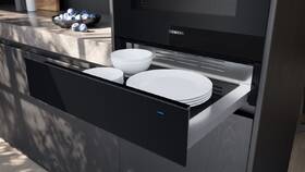 Ohrievacia zásuvka Siemens BI710C1B1 čierna

 obrázok produktu 2 z 10