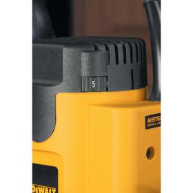 Fréza horná Dewalt DW621 1 100W 

 obrázok produktu 8 z 10
