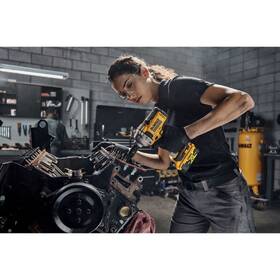 Doťahovák rázový Dewalt DCF891P2T-QW (s batériou) 

 obrázok produktu 3 z 4