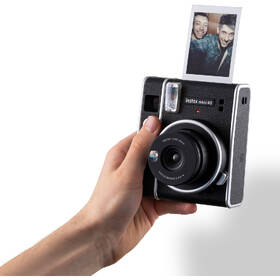 Instantný fotoaparát Fujifilm Instax mini 40 čierny

 obrázok produktu 8 z 14