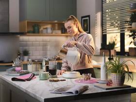 Rýchlovarná kanvica RUSSELL HOBBS Calm 27450-70 biela/zlatá

 obrázok produktu 16 z 18