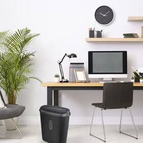 Skartovač Hama Home X12CD, krížový rez, 12 listov, stupeň utajenia P-4 

 obrázok produktu 7 z 7