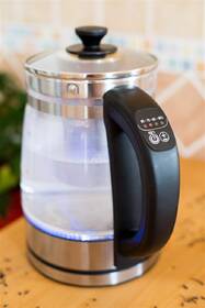 Rýchlovarná kanvica Rohnson R-7610 sklo

 obrázok produktu 16 z 18
