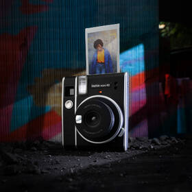 Instantný fotoaparát Fujifilm Instax mini 40 čierny

 obrázok produktu 13 z 14