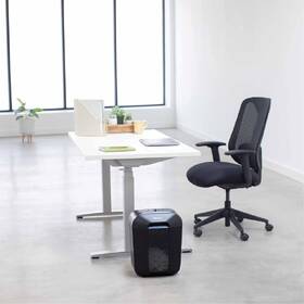 Skartovač Fellowes LX 45 čierny

 obrázok produktu 5 z 6