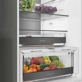 Chladnička s mrazničkou Whirlpool WHK 26413 XR6E čierna

 obrázok produktu 12 z 21
