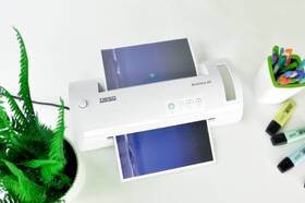 Laminátor DESQ A4 Jam Free biely

 obrázok produktu 12 z 12
