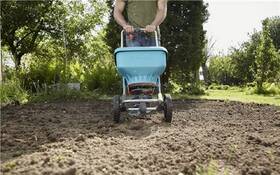Rozmetadlo hnojív Gardena 0436-20 

 obrázok produktu 9 z 9