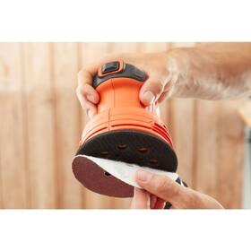 Excentrická brúska Black-Decker BEW210-QS 

 obrázok produktu 2 z 5