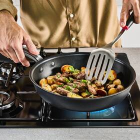 Panvica Tefal G3340643, 28 cm čierna

 obrázok produktu 6 z 9