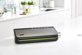 Zváračka fólií FoodSaver FFS005X čierna/ocel

 obrázok produktu 3 z 3