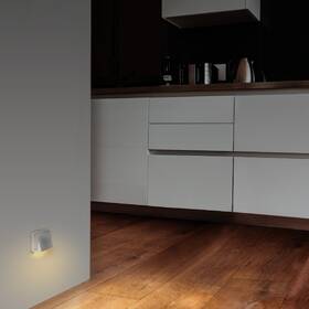 Nočné svetlo Solight 0,5 W, teplá biela, so svetelným senzorom biele

 obrázok produktu 8 z 8