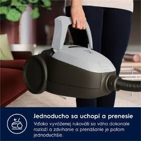 Podlahový vysávač Electrolux PD82-4MG sivý

 obrázok produktu 13 z 22