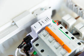 Modul Shelly Pro 3EM, merač spotreby vr. 3 svoriek 120A, Wi-Fi 

 obrázok produktu 6 z 6