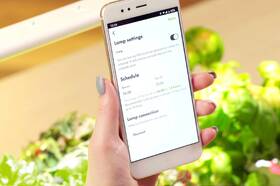 Inteligentný kvetináč Click and Grow Smart Garden 9 Pro biely

 obrázok produktu 3 z 7