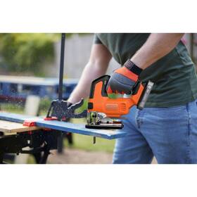 Priamočiara píla Black-Decker BLCJS78E1-QW (s baterií) 

 obrázok produktu 12 z 14
