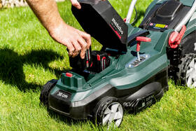 Kosačka Metabo RM 36-18 LTX BL 36 (s batériou) 601716650 

 obrázok produktu 4 z 11