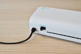 Laminátor DESQ New Generation A4 biely

 obrázok produktu 8 z 8
