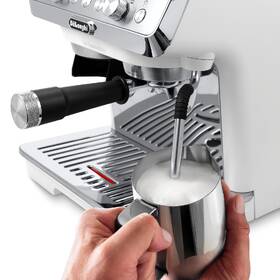 Pákový kávovar De'Longhi EC9155.W 

 obrázok produktu 13 z 15