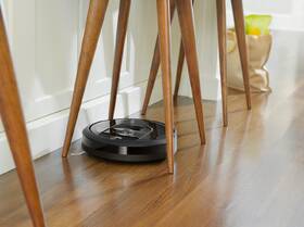 Robotický vysávač iRobot Roomba i7+ 

 obrázok produktu 35 z 43
