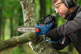 Píla reťazová Bosch Professional GKE 18V-20 (bez baterie) 

 obrázok produktu 5 z 12