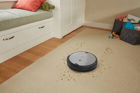 Robotický vysávač iRobot Roomba 698 

 obrázok produktu 11 z 14