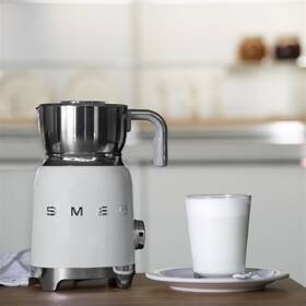 Napeňovač mlieka Smeg MFF11WHEU biely

 obrázok produktu 6 z 7