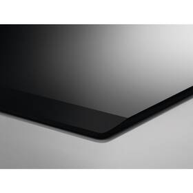 Sklokeramická varná doska Electrolux EHF6547FXK čierna

 obrázok produktu 3 z 7