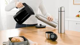Rýchlovarná kanvica Bosch TWK7L463 

 obrázok produktu 10 z 11